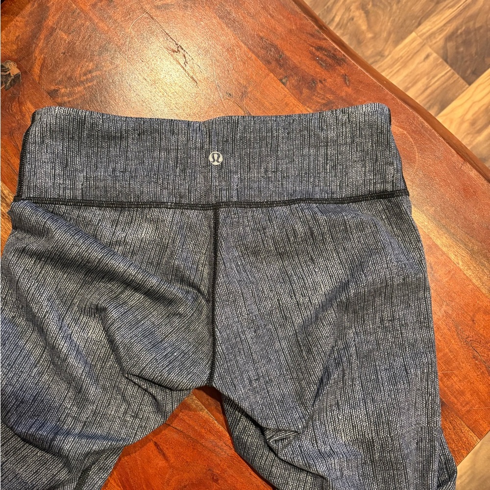 Lululemon capri leggings